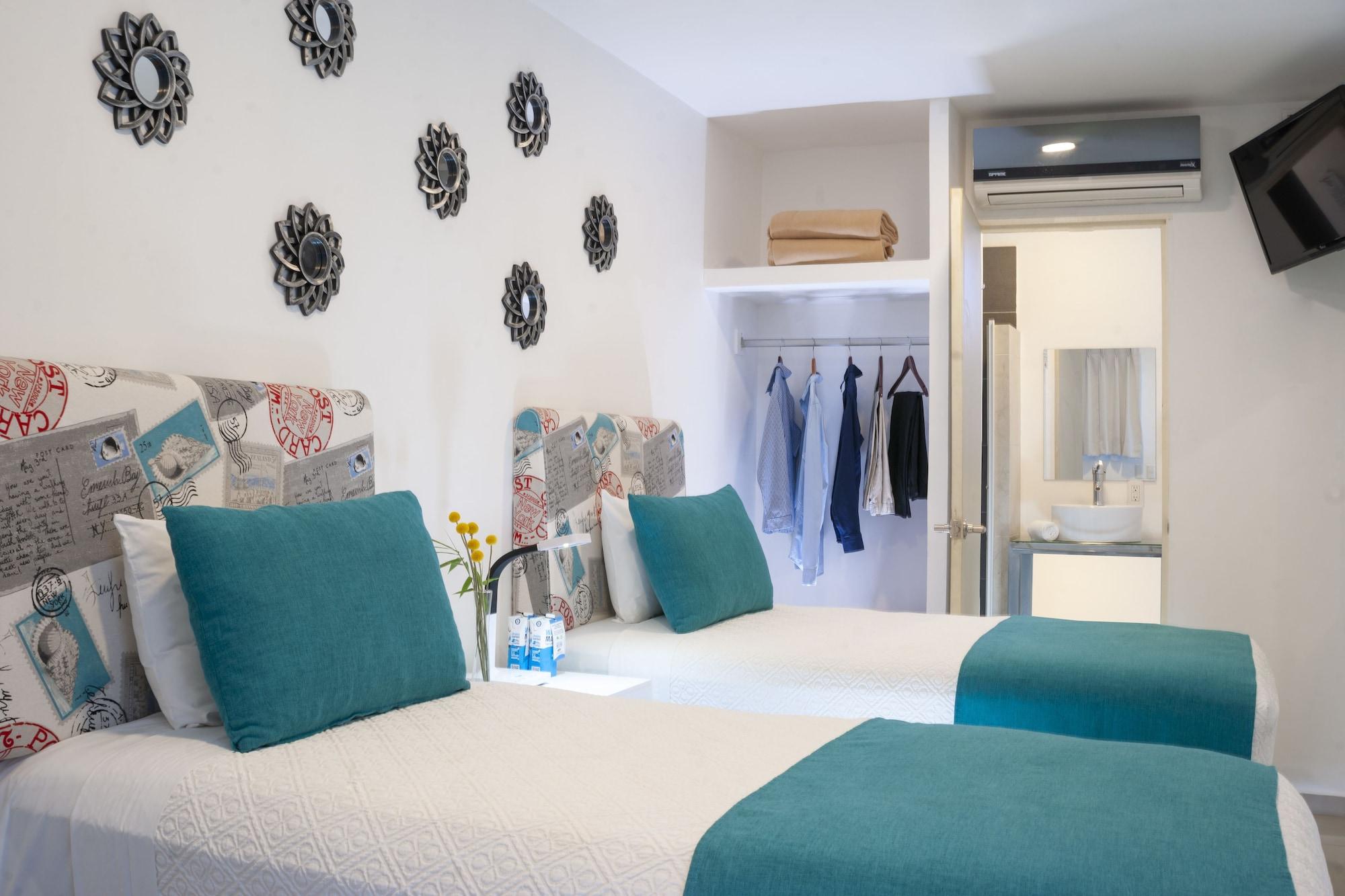 Container Inn Hotel Aeropuerto Пуерто Валярта Екстериор снимка